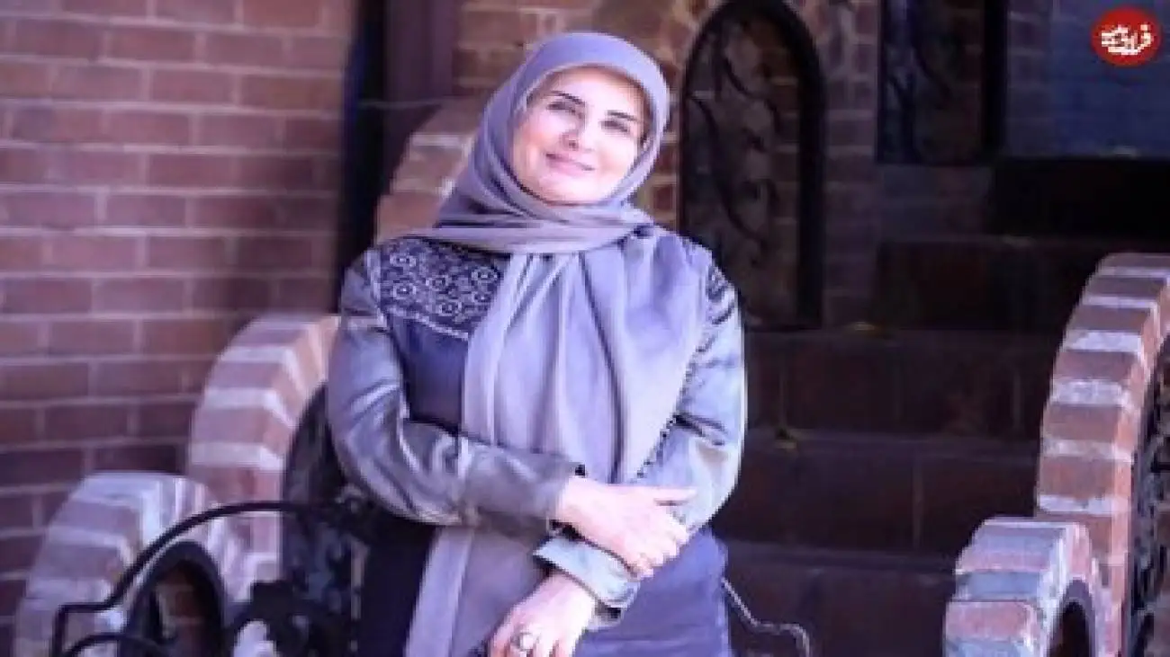 تصویر  -  سفر در زمان؛ گیتی خامنه مجری معروف تلویزیون در 22 سالگی در سال 65