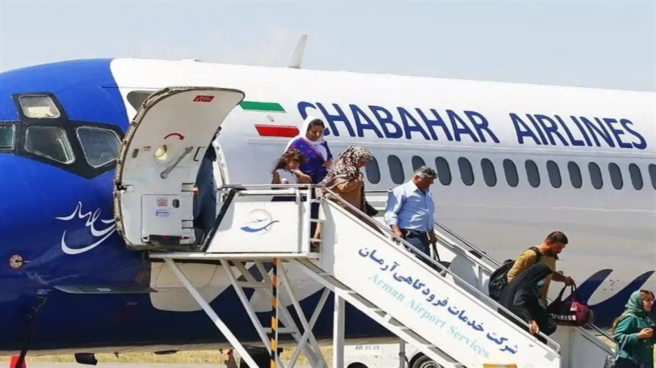 دلیل تاخیر پرواز تهران - مشهد مشخص شد؛ توضیح هواپیمایی چابهار برای پیاده کردن مسافران از هواپیما