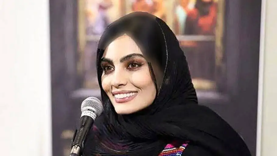 ویدیو  -  صحرا اسداللهی:  وقتی نقش زن پژمان بازغی رو بازی کردم مامانم با ناراحتی گفت هیشکی دیگه نمیگیرتت   -  واقعا هم کسی منو نگرفت! ...