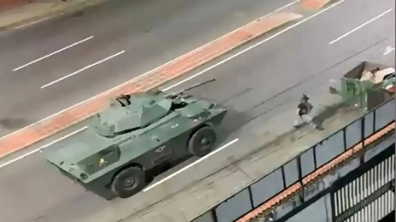 ویدیو  -  آماده باش نیروهای مسلح ونزوئلا بعد از حمله آمریکا