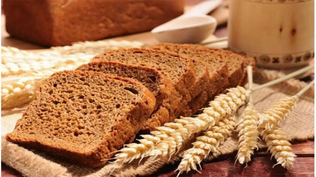 خواص شگفت انگیز نان جو برای سلامتی و تناسب اندام