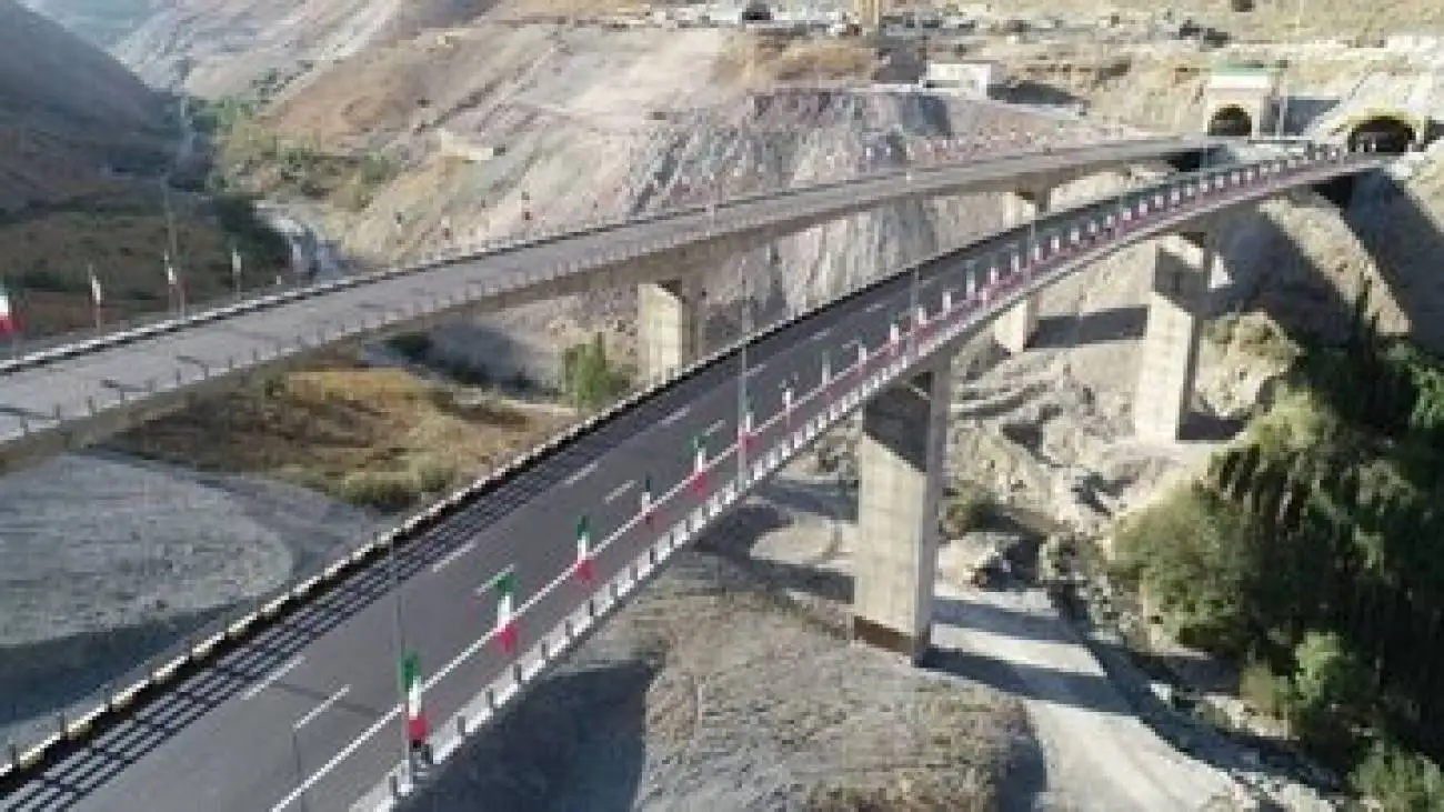 مسافران شمال حتما بخوانند -  آزادراه تهران - شمال تا این تاریخ کامل می شود