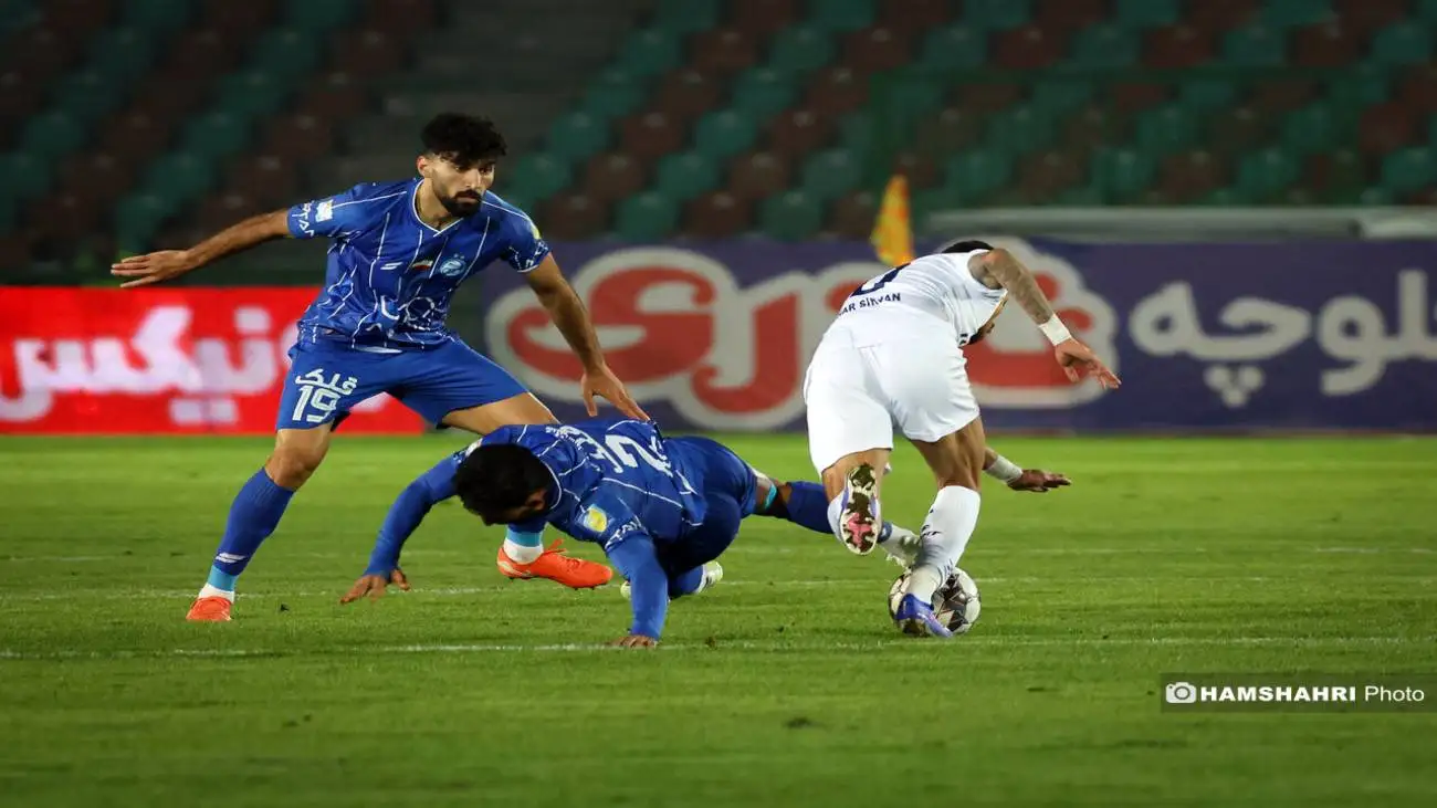 بردن سپاهان حاشیه های استقلال را تمام کرد  -  ساپینتو نیاز به کمیته فنی دارد