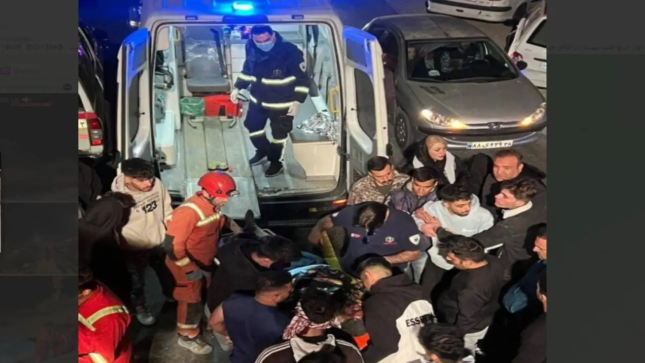 سقوط ناگوار جوان موتورسوار به دره در وردیج + ویدئو  -  تصاویری از وضعیت جوان بعد از خروج از دره