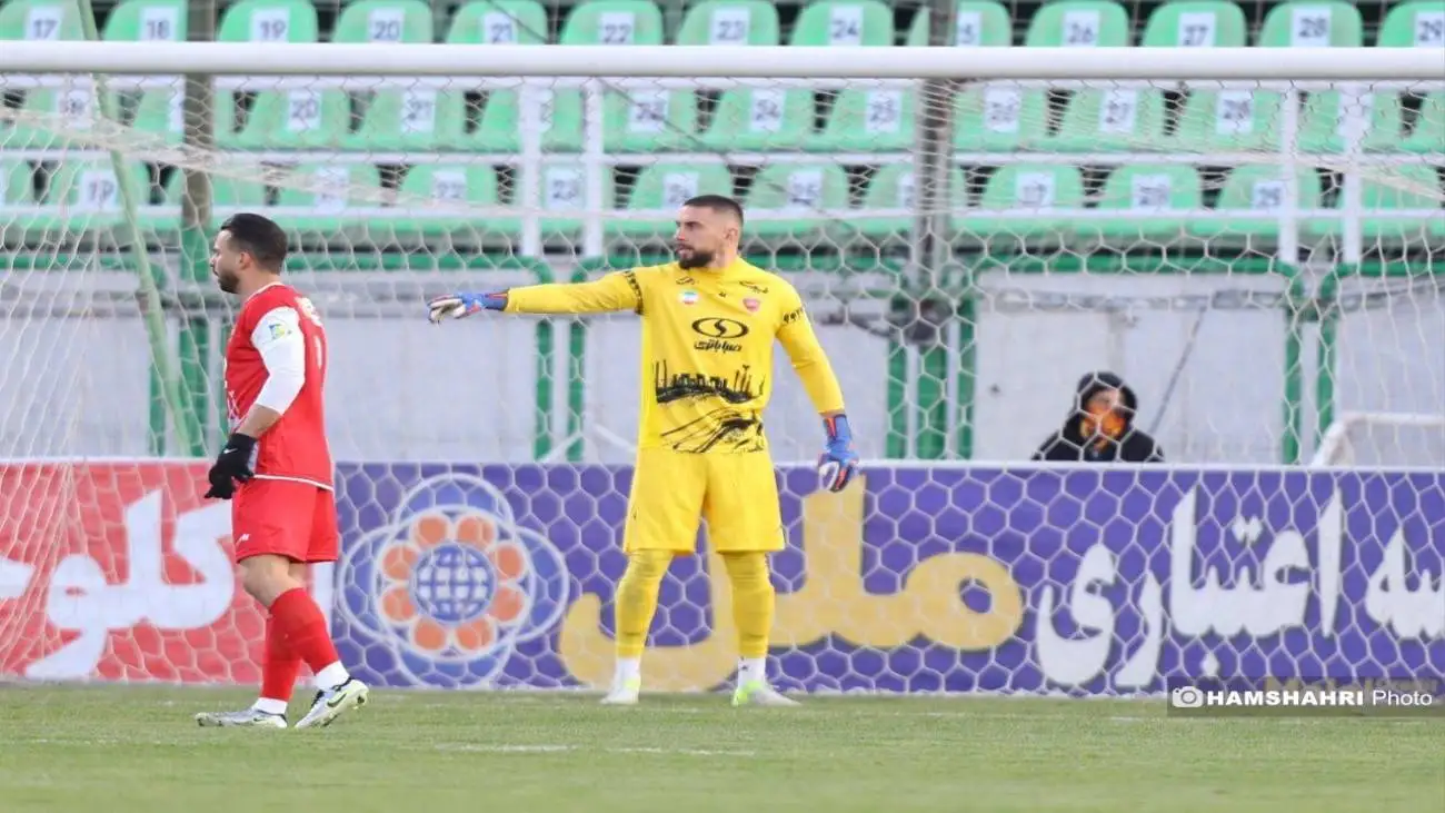 فصل 24 برای دروازه بان پرسپولیس به پایان رسید + عکس