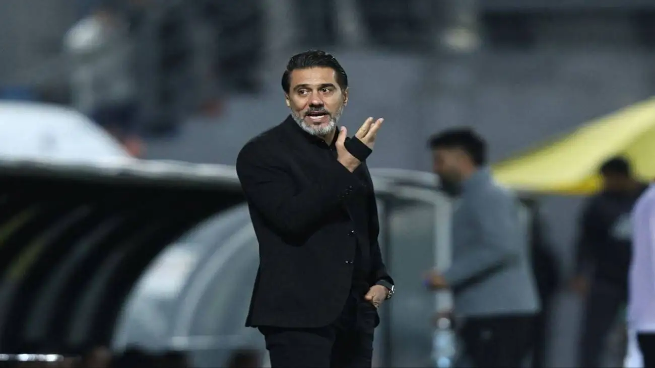 پاسخ تند پیروانی به خسرو حیدری: کلا یک قهرمانی پرحرف و حدیث آوردید  -  اسم پرسپولیس را با احترام بیاور