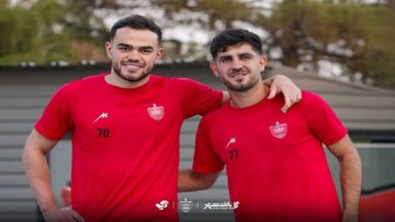 عکس -  پرسپولیس بالاخره تکمیل شد