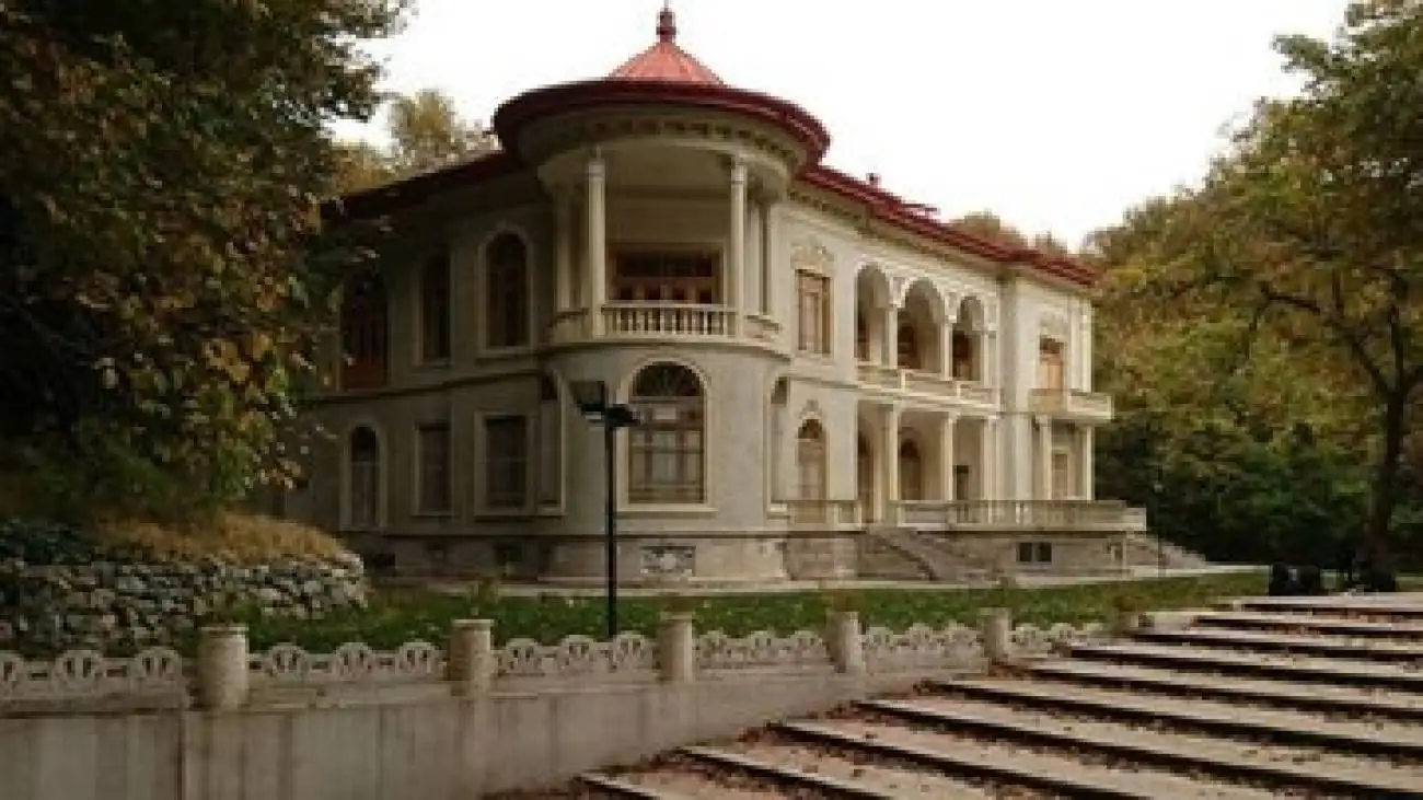 ماجرای سرقت از موزه ظروف سلطنتی -  موزه هنرهای زیبا چرا تعطیل شده؟