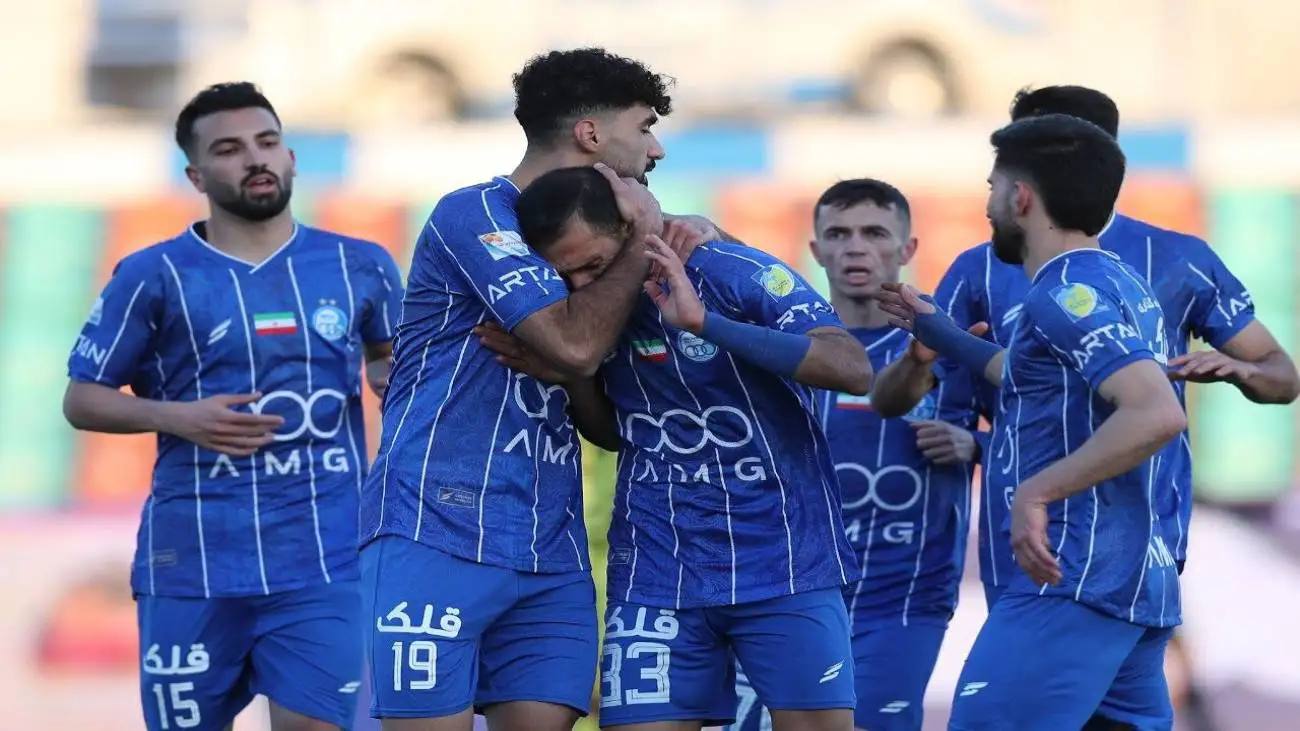 استقلال یک هفته خنده یک هفته غم!