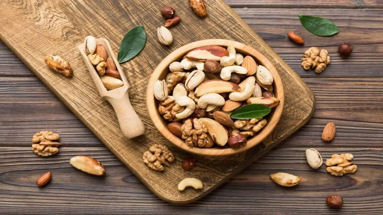 مراقب سم خاموش در مغز آجیل های مانده باشید  -  راه های تشخیص خشکبار آلوده چیست؟