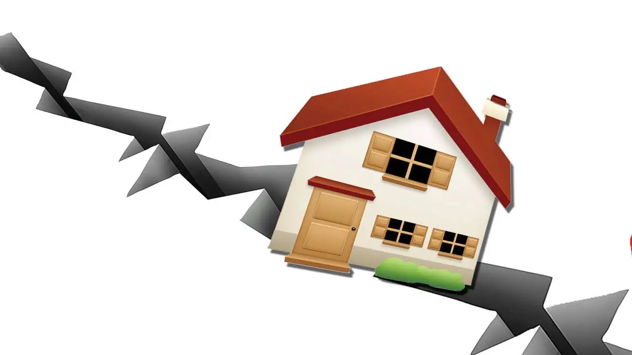 جالب ترین صحنه خانواده گرفتار در زلزله، جهانی شد؛ صدور هشدار ابر زلزله!  -  ژاپنی ها در انتظار سونامی ناگوار