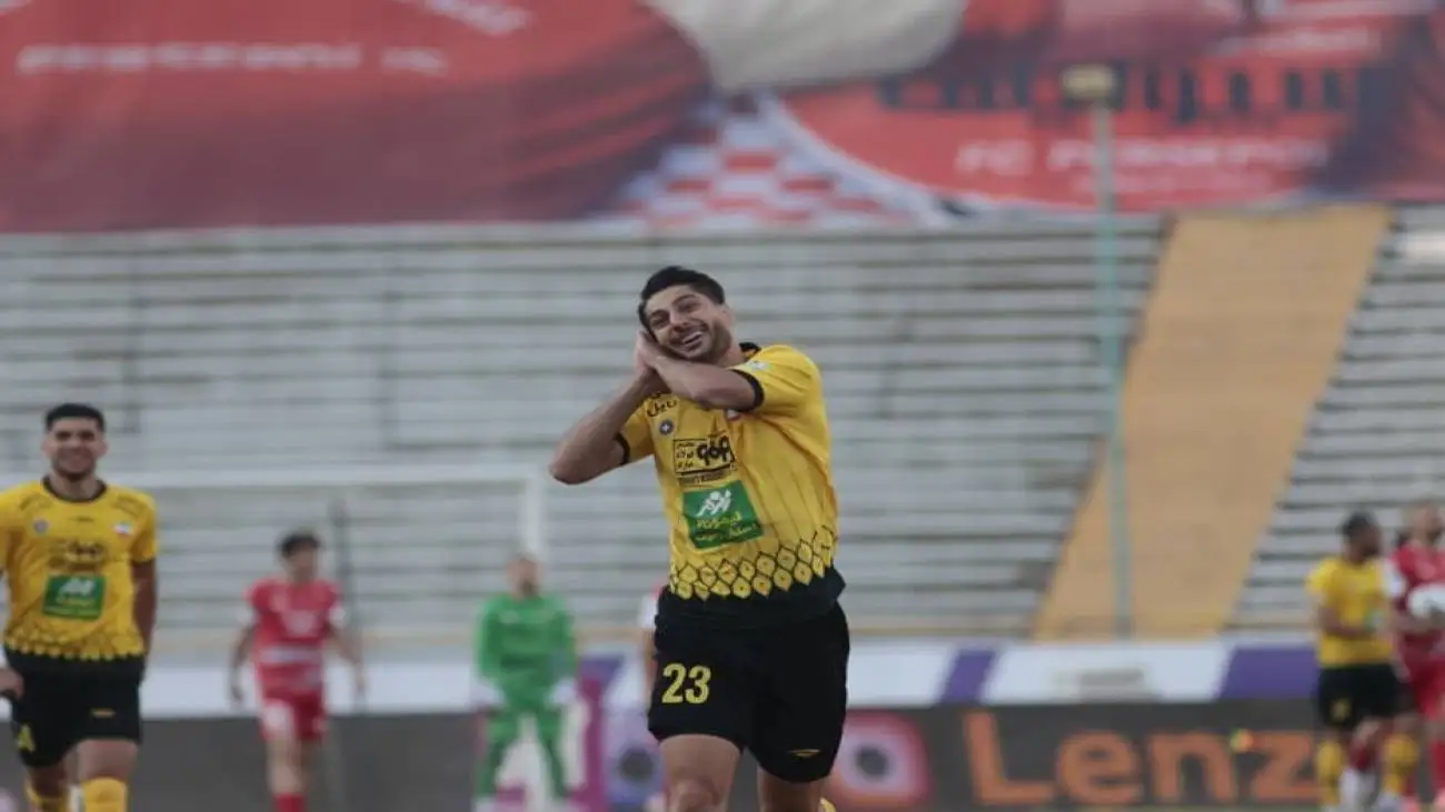 خلاصه بازی پرسپولیس 0 - سپاهان 2  -   جام از دست پرسپولیس پرید