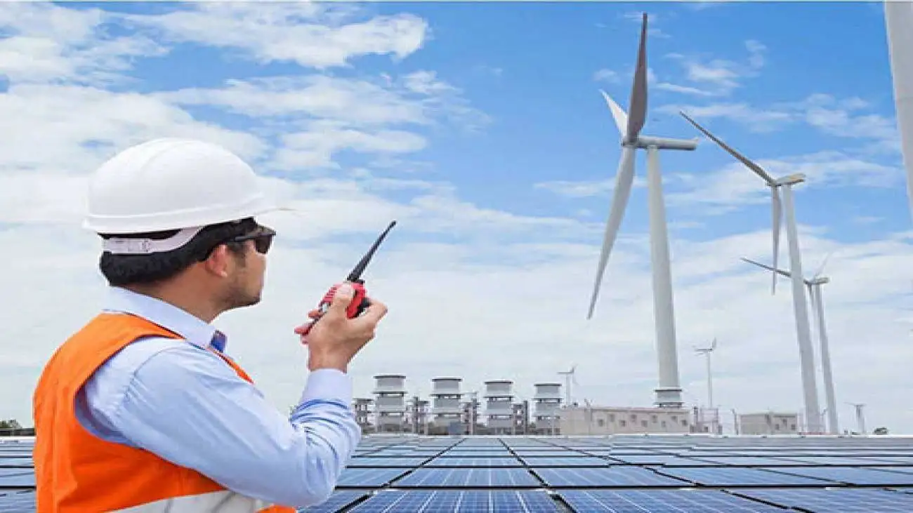 ما باید مهندسان نخبه این کشور را بدزدیم!  -  ببینید