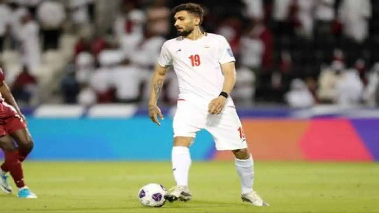 تصویر  -  بمب تابستانی استقلال منفجر شد