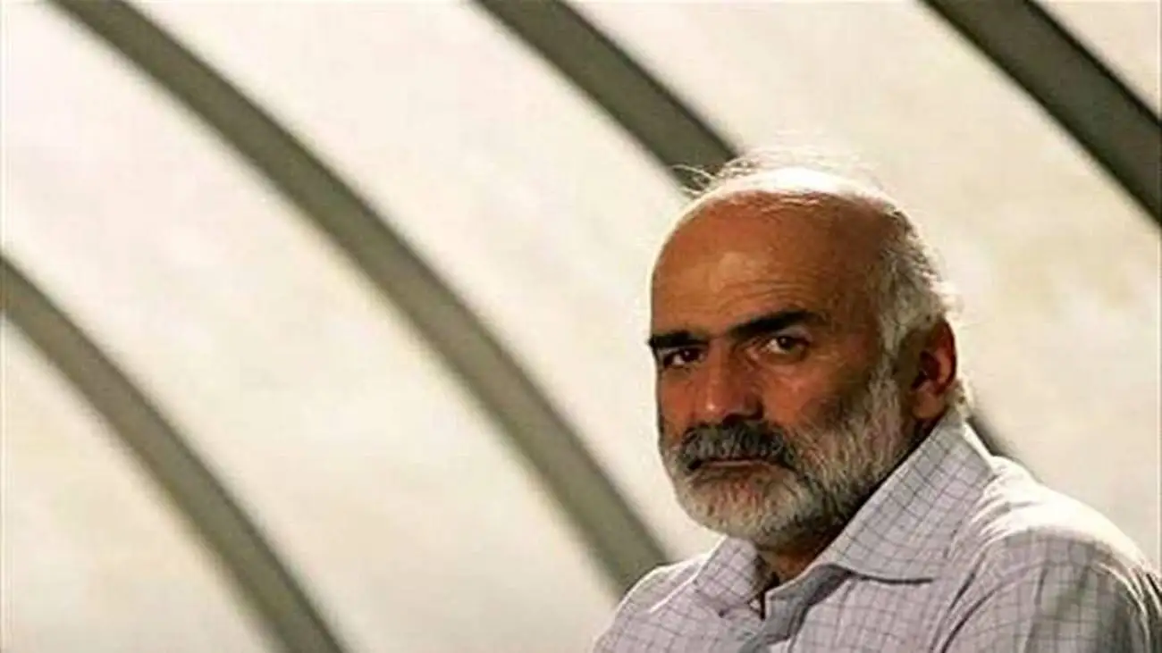 پیشکسوت فوتبال: همه نه! دو سه بازیکن تیم ملی سیگار می کشیدند  -  حجازی گفت کاش هواپیمای ما سقوط کند!