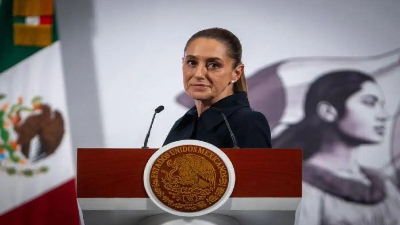 آزار خانم رئیس جمهور توسط یک مرد + ویدئو  -  واکنش محافظان امنیتی