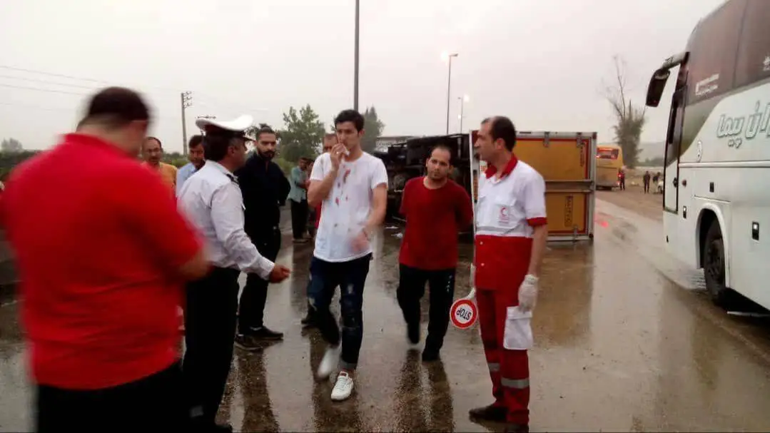 تصادف سردار آزمون با پورشه میلیاردی اش: فهمیدم دیگه نباید ماشینم رو به دوماد خونواده بدم که بزنه مارو ناقص کنه و...+عکس