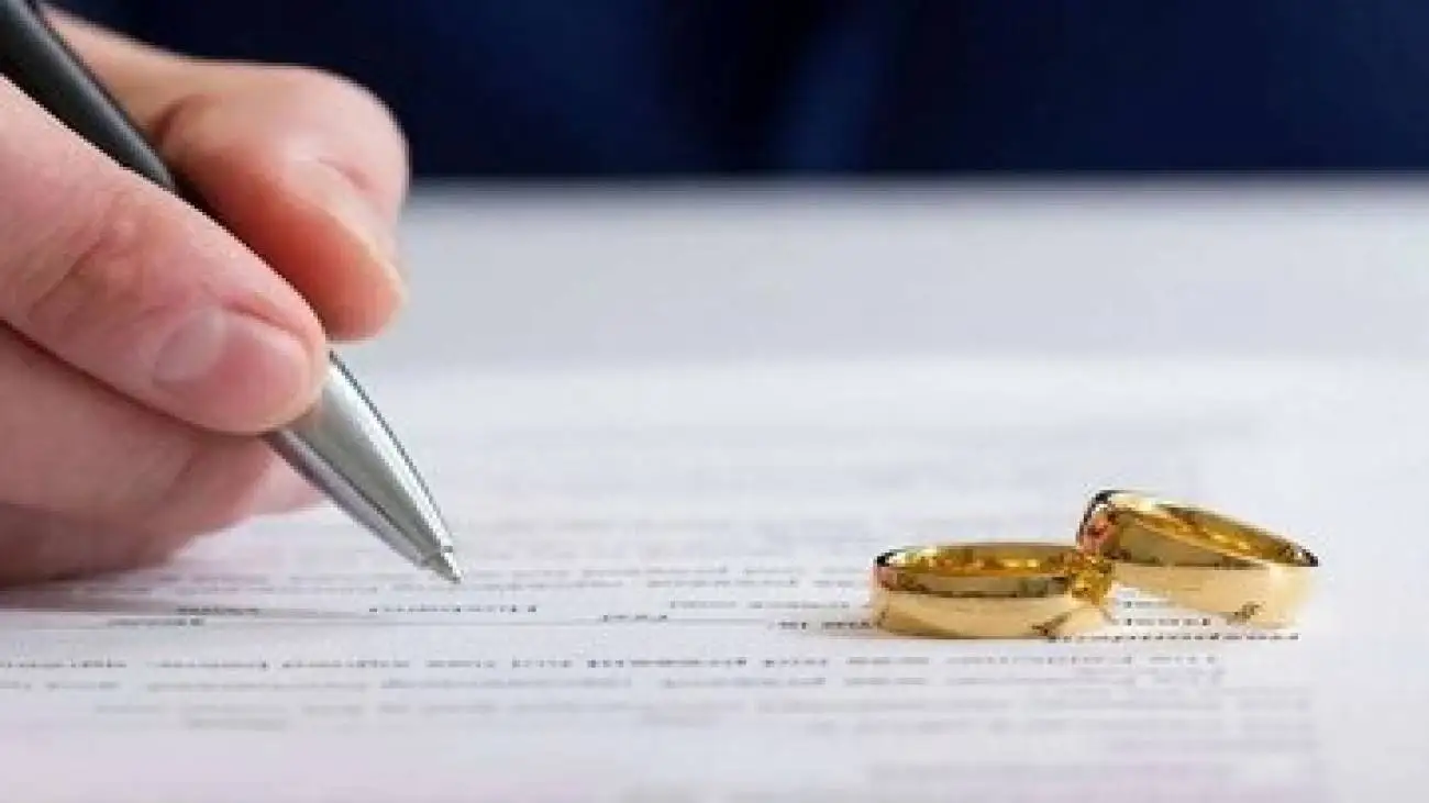 مینی مال ها سر به فلک کشیدند -  با 20 میلیون تومان می شود حلقه ازدواج خرید؟