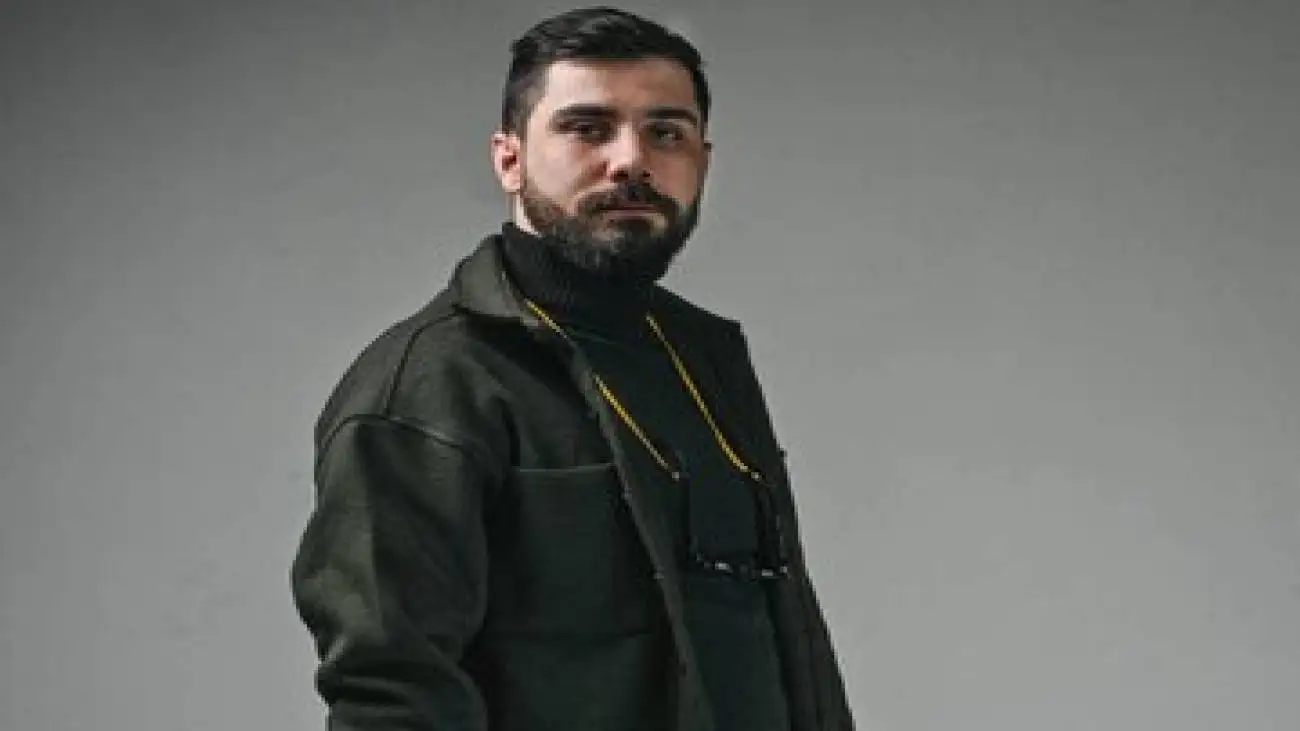 (ذرات آشوب) تجسمی هنرمندانه از نبرد روح جمعی است