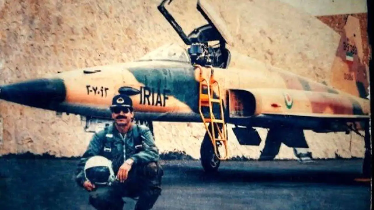 پرواز جاودانه خلبان افسانه ای ایران  -  امیر سرتیپ شیرافکن همتی به یاران شهیدش پیوست + عکس