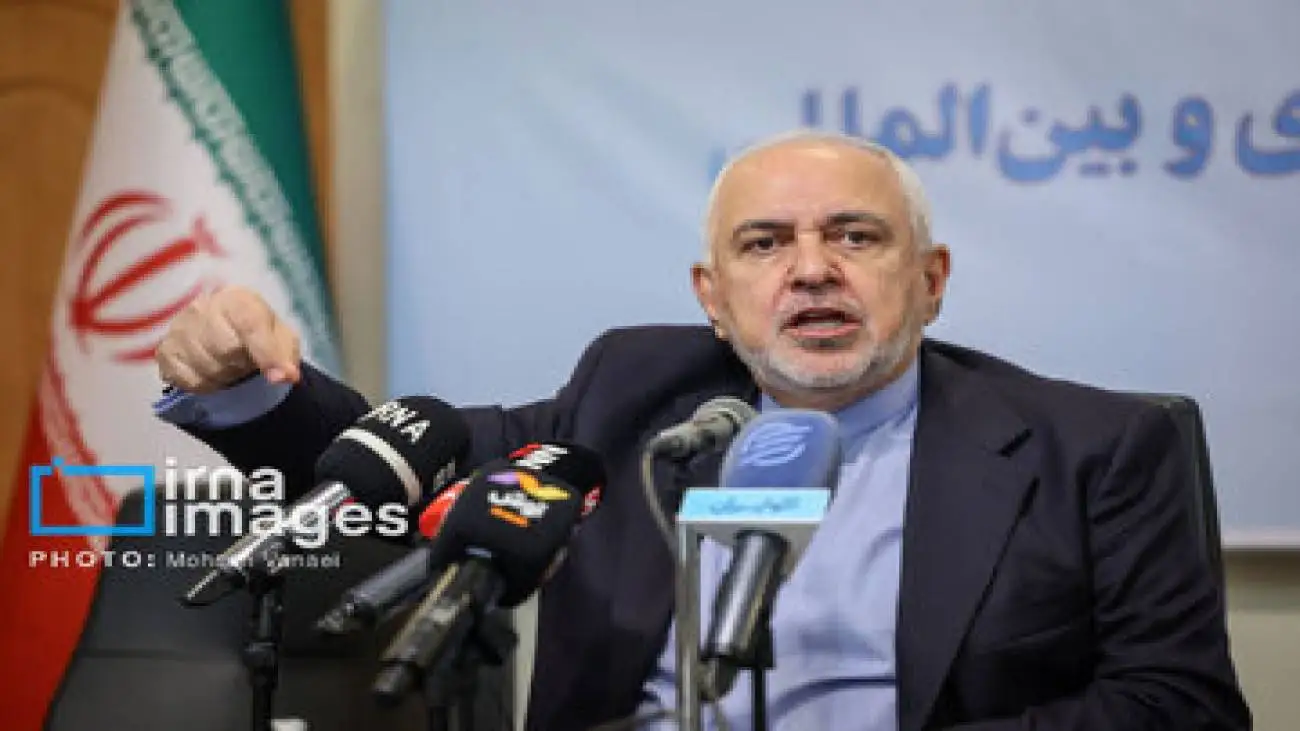 ظریف:یک نفر گفته بود که آقای ظریف در جریان اِف اِی تی اِف تعهد داده سردار سلیمانی را تحویل دهد! من در واکنش گفتم این فرد باید توبه کند