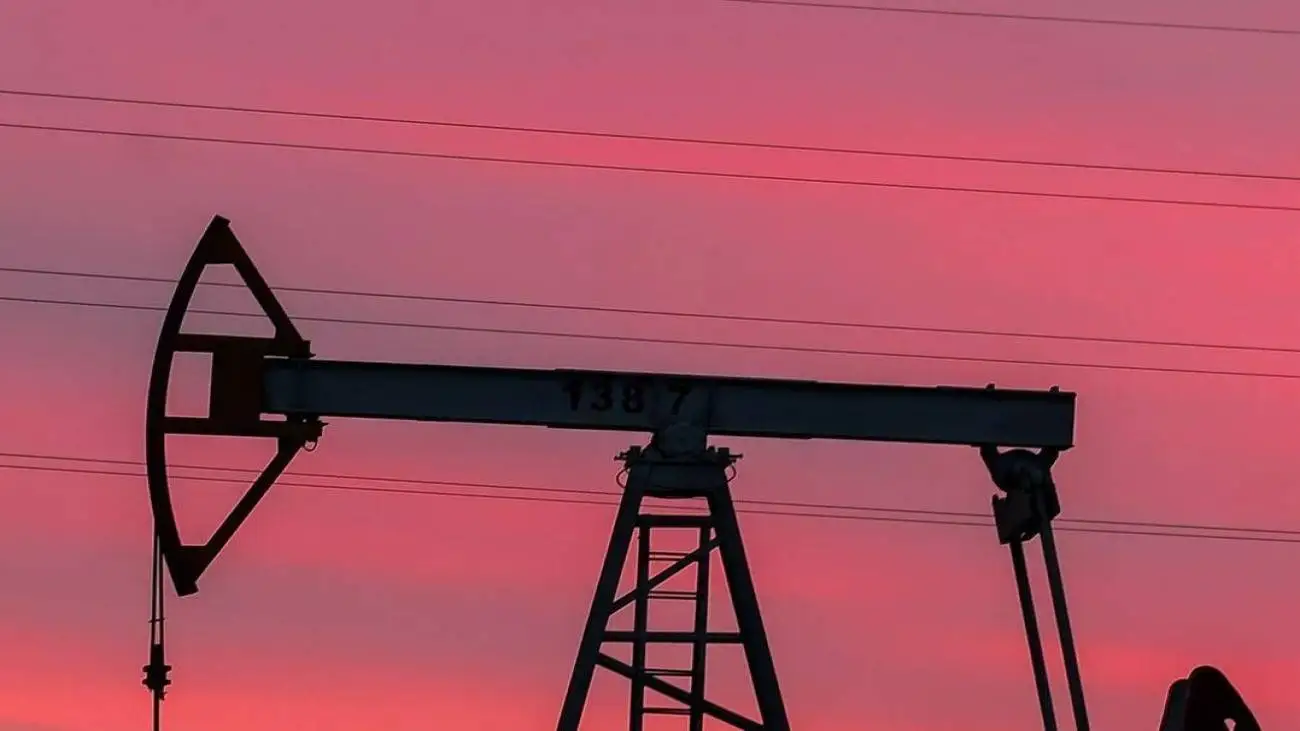 قیمت نفت به  70 دلار خواهد رسید؟  -  افزایش قیمت نفت در آستانه شدید شدن جنگ اقتصادی