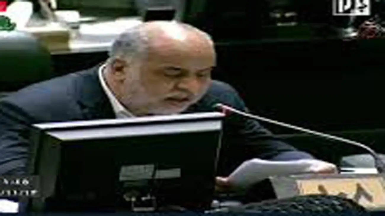 ویدیو  -  واکنش شدید یک نماینده مجلس به صداوسیما: آقای جبلی؛ جلوی دلقک بازی رو بگیرید!