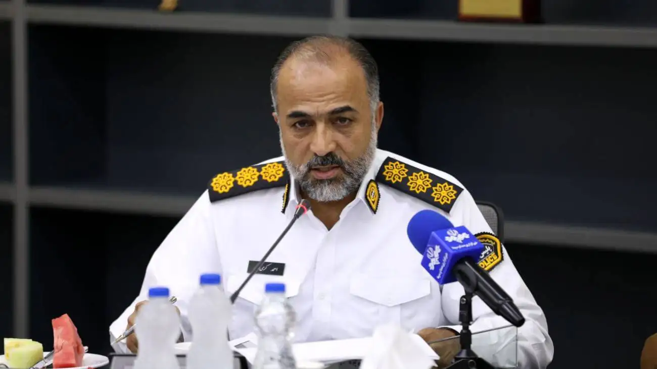 اعمال قانون و توقیف ساعتی بیش از 48 هزار خودرو به علت استفاده از چراغ های خیره کننده و غیر استاندارد