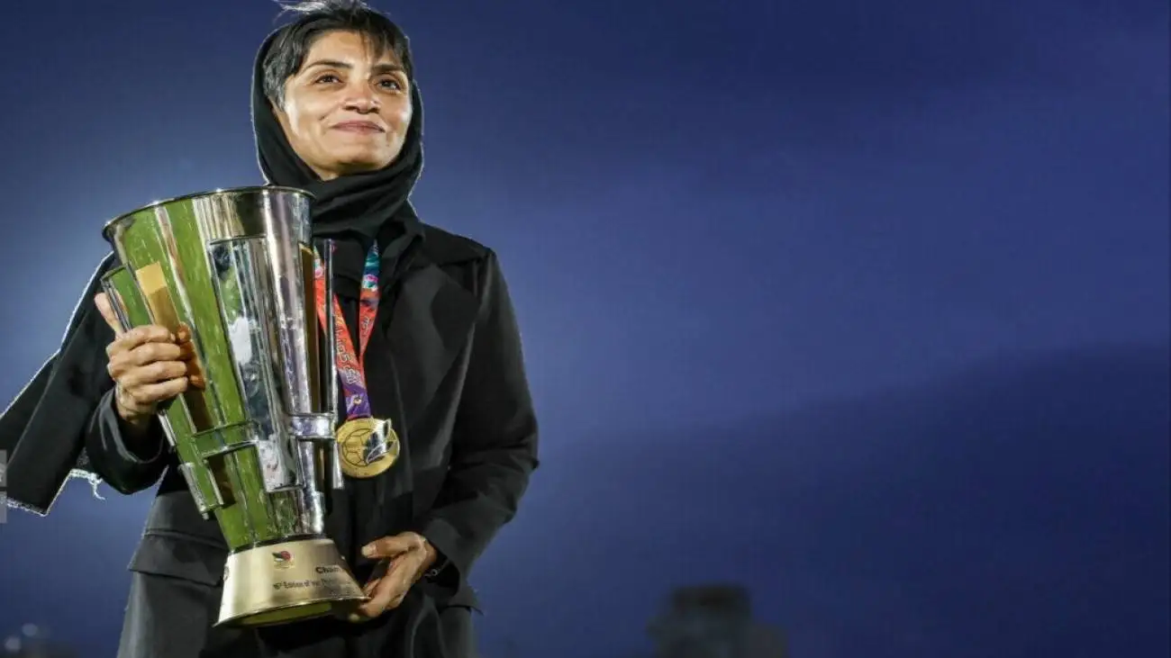 یک ایرانی بهترین بازیکن آسیا شد  -  انتخاب مرضیه جعفری به عنوان بهترین مربی بانوان سال آسیا