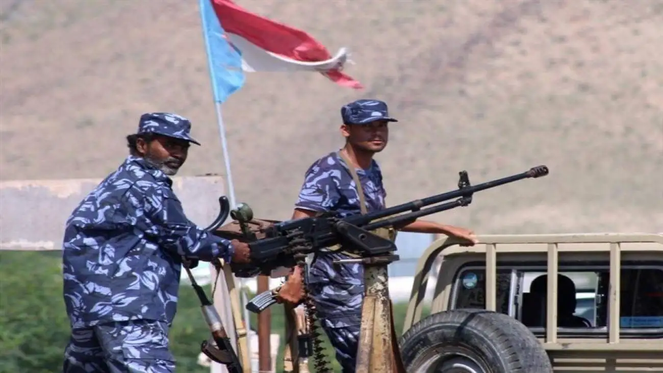 یمن، میدان جنگ ریاض مقابل ابوظبی