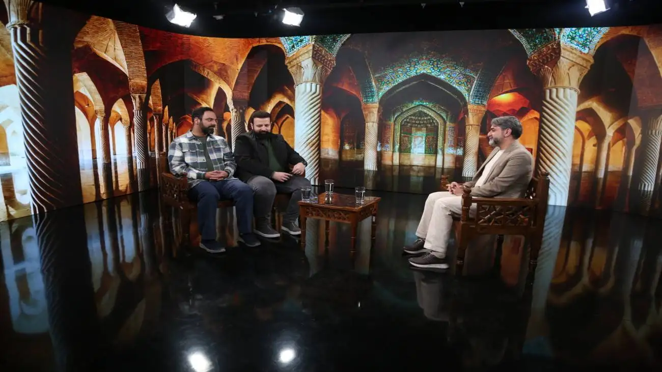 گفتن از ایران؛ در روزهای تلخ و سربلند  -  گاهی خدا یک شعر را بلند می کند