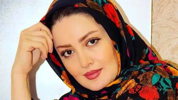 جذابیت و زیبایی هوش پران مادر شیلا خداداد  -  زیبایی خانم بازیگر به مادرش رفته !