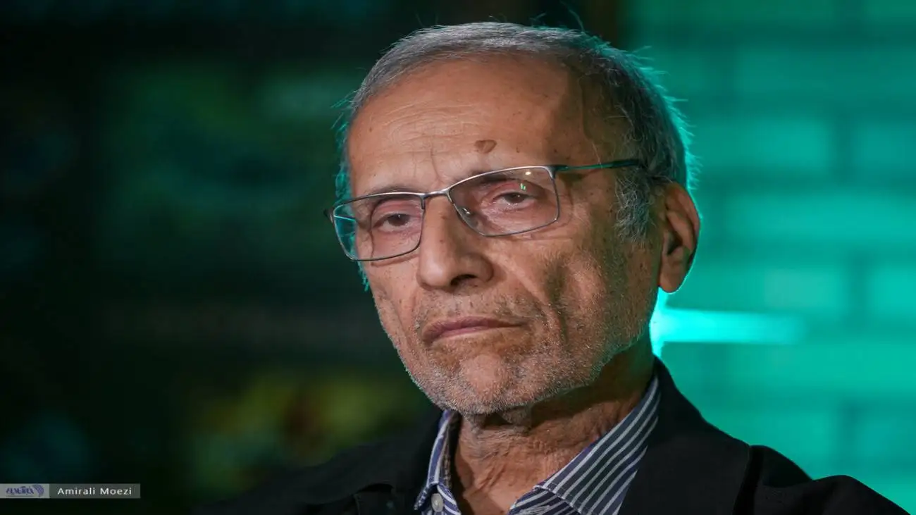 ویدیو  -  خانیکی: در اوین، زندانی و زندان بان، هنرمند و منتقد حکومت کنار هم شهید شدند