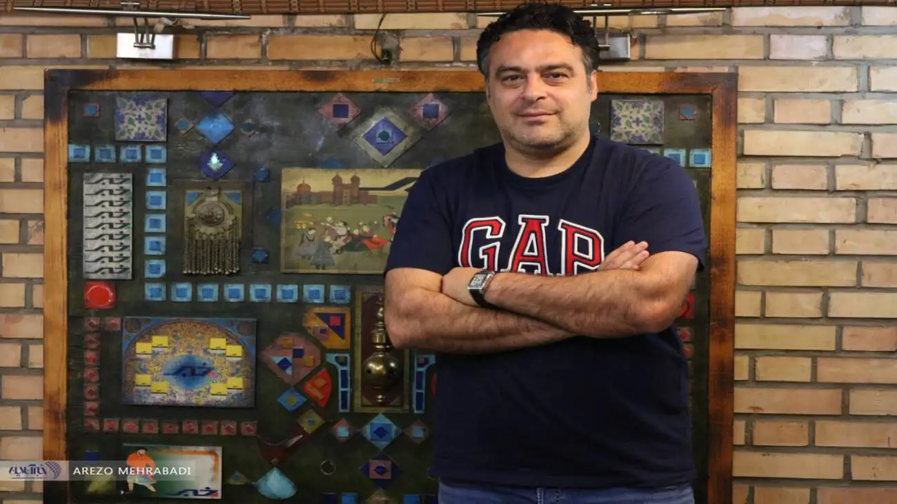 بعید است استقلال با این شرایط قهرمان شود؛ پدرم راست می گفت، از فوتبال حرفه ای فقط شماره لباس ها خارجی شده!