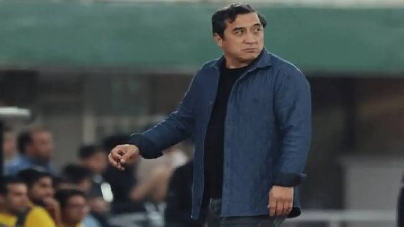 عذرخواهی خداداد عزیزی پس از صحبت های جنجالی در تلویزیون