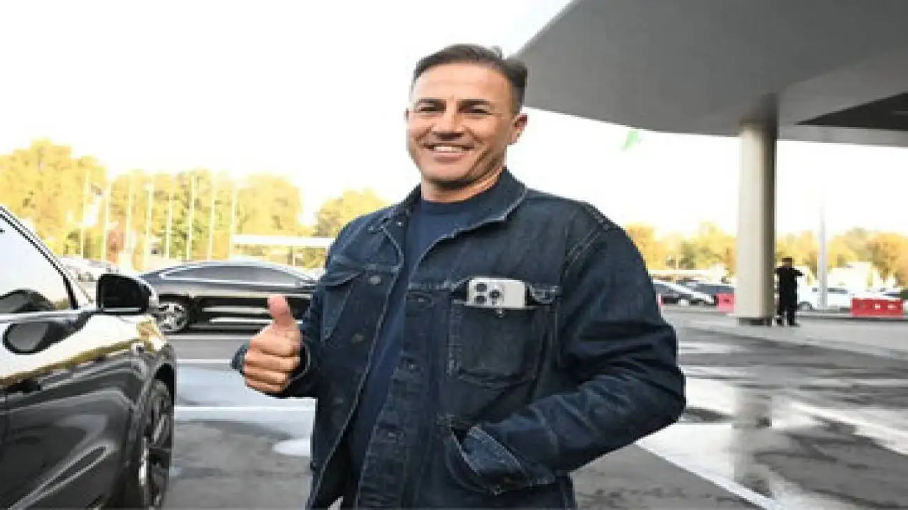 تحسین کاناوارو از قلعه نویی و تیمش