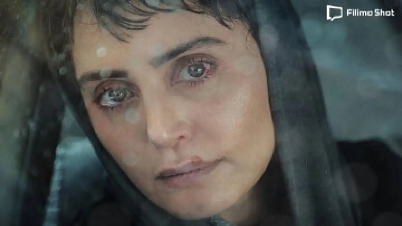 فیلمی که دستیار کارگردانش از جان باختگان اعتراضات دی ماه بود -  جلسه خبری (آرام بخش) زیر سایه بلند جواد گنجی