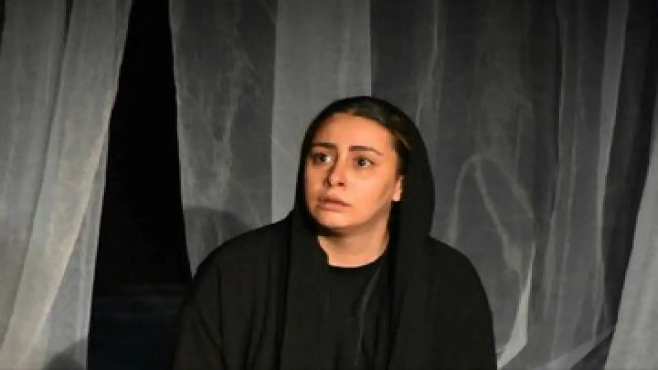 بازگشت به ریشه ها در شاهین شهر -   در سومین روز از جشنواره ملی تئاتر اقتباس چه می گذرد؟