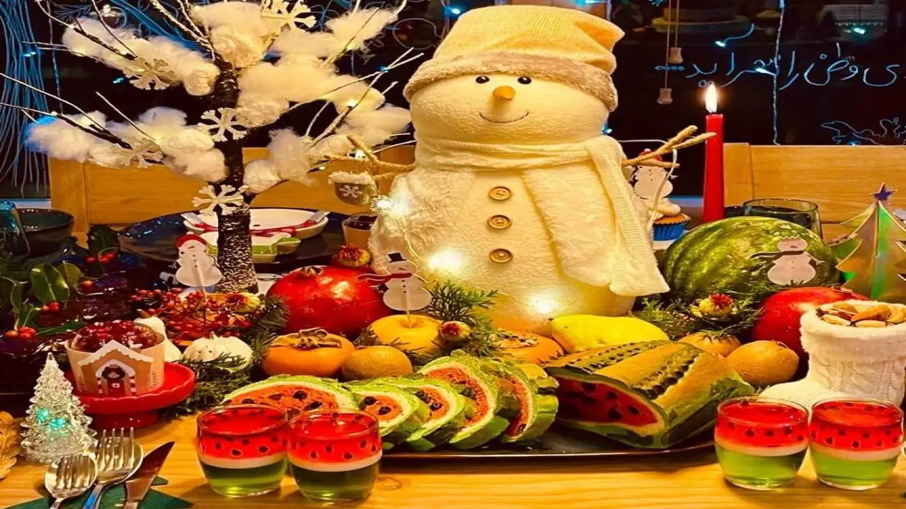 تازه عروس ها بخوانند: شیک ترین مدل دیزاین سفره یلدا  + منوی کامل شام برای درخشیدن در نخستین یلدای مشترک