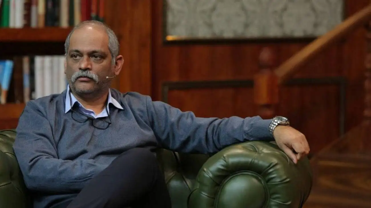 نادر فلاح با (ببر سفید بنگال در باغ وحش بغداد) به ایرانشهر می آید