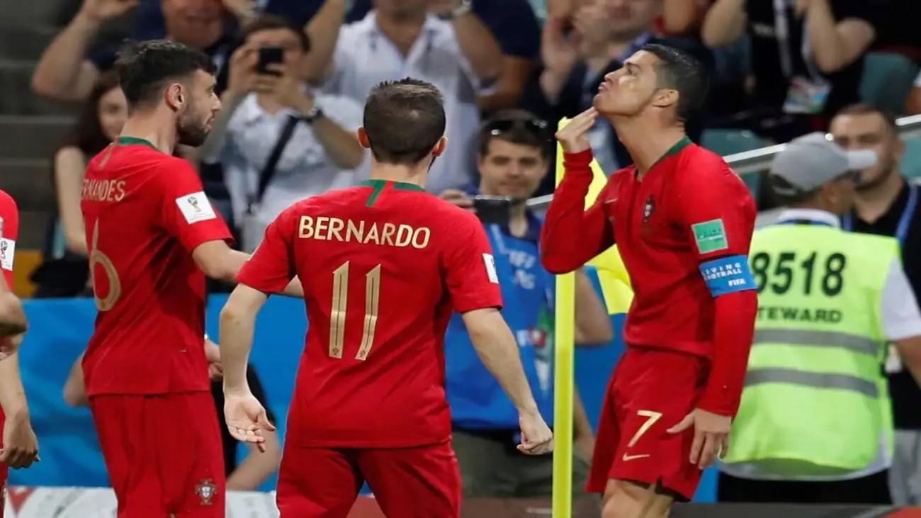 ویدیو  -  ضربه آزاد دیدنی رونالدو در جریان تساوی 3-3 اسپانیا و پرتغال در دور گروهی جام جهانی 2018