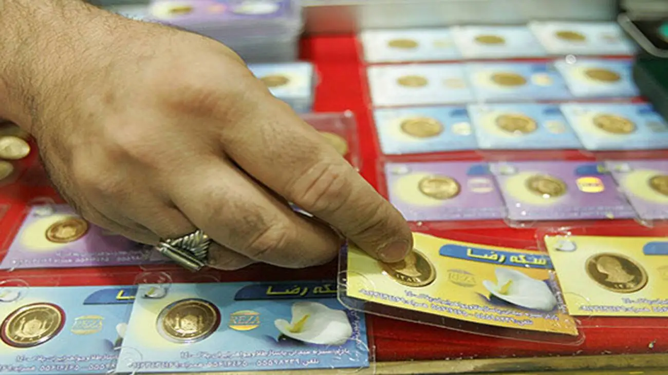 پیشروی طلا و سکه در بازار؛ ربع و نیم سکه چقدر بالا رفت؟  -   جدول قیمت ها