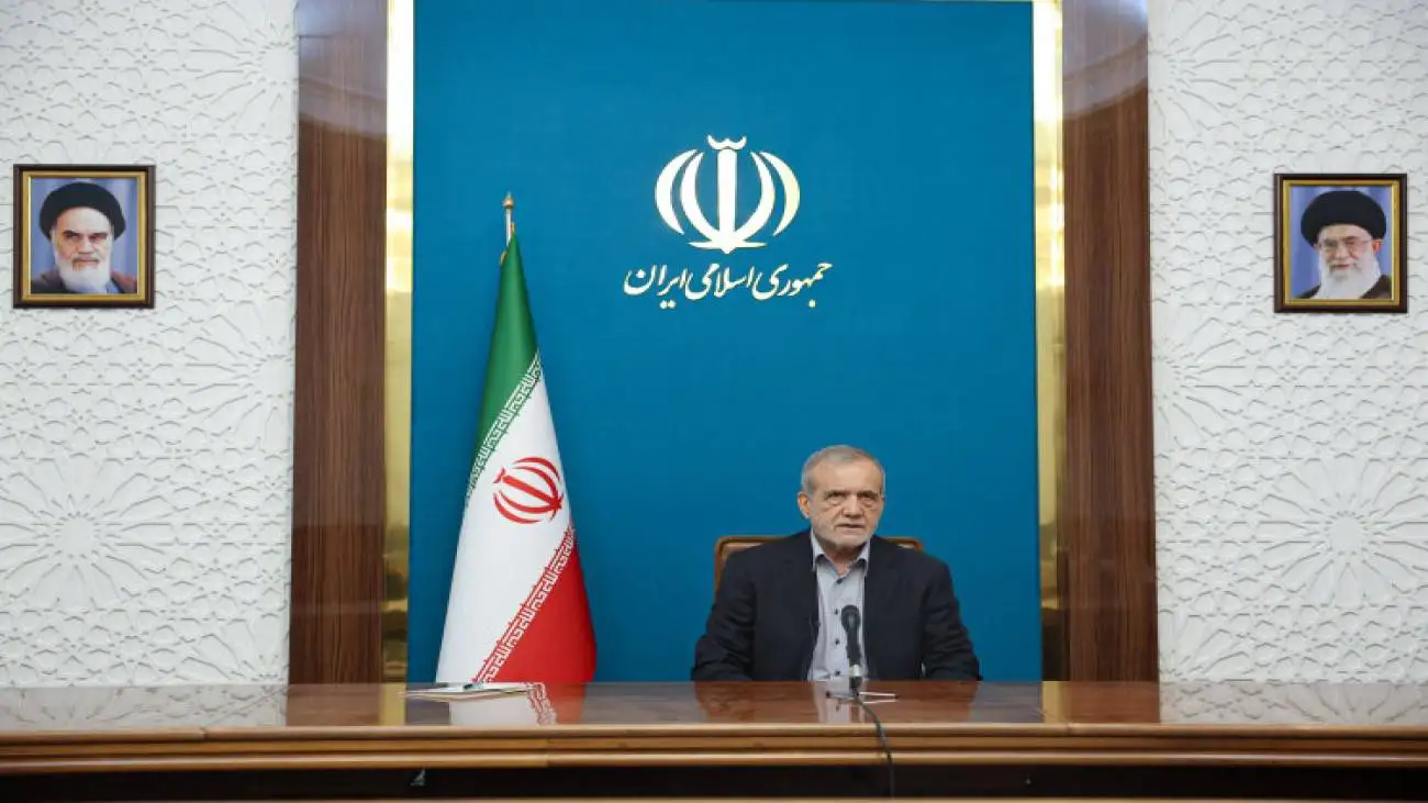 ویدیو  -  کنایه جالب پزشکیان: تا همین چند وقت پیش صلاحیتم برای نمایندگی هم رد می شد
