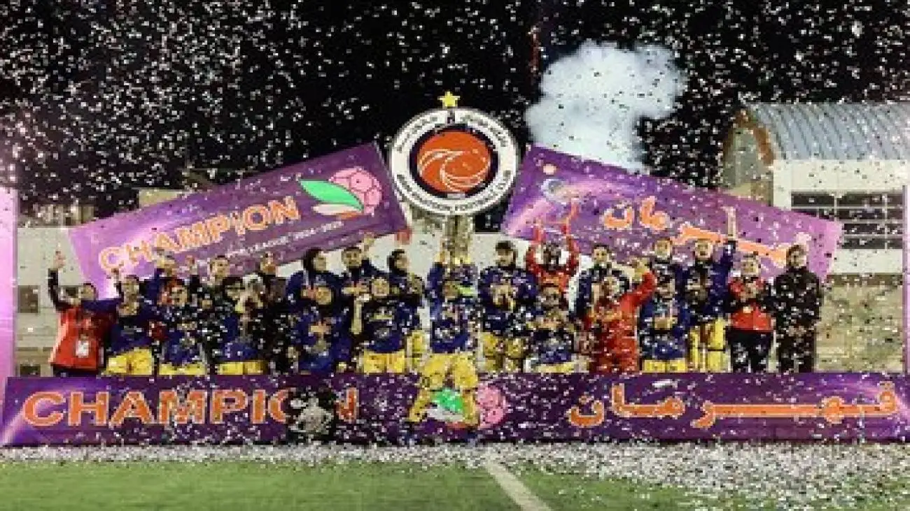 قهرمانی خاتون بم در لیگ برتر فوتبال زنان