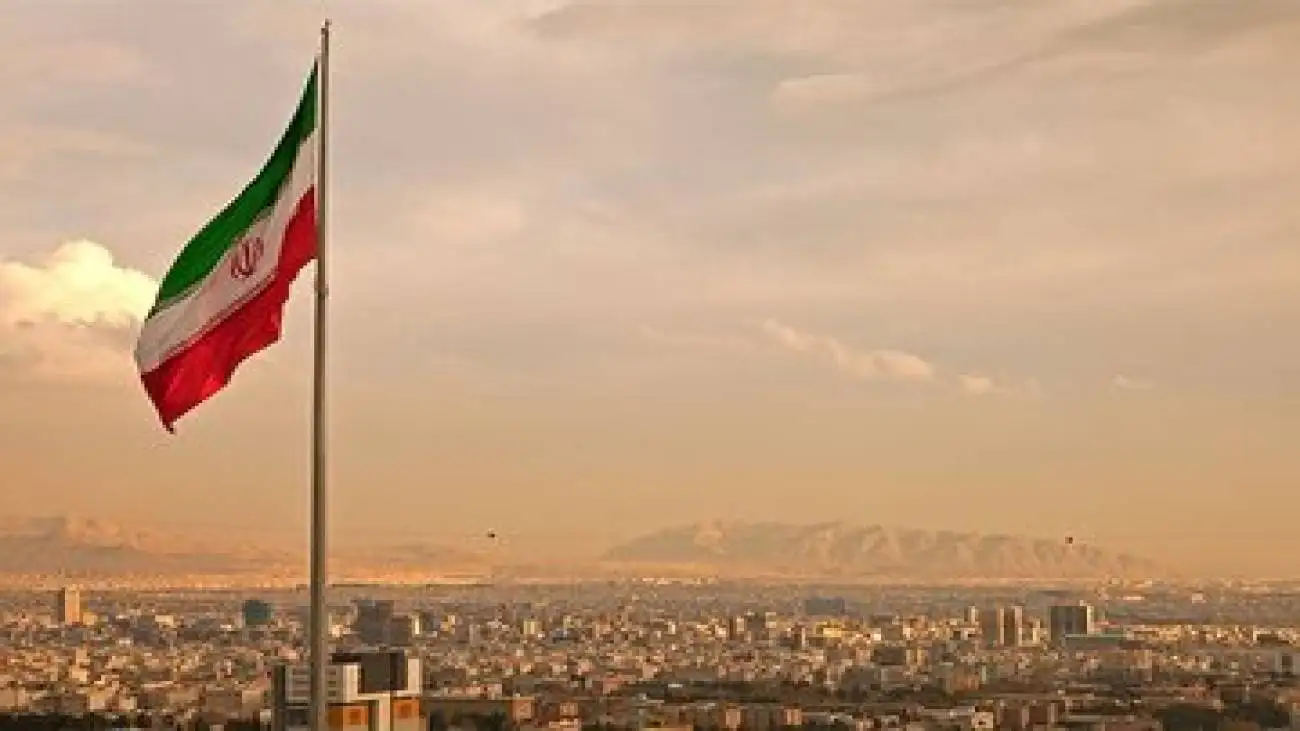 مقام ارشد ایرانی: درمورد موضوعات غیرهسته ای هیچ مذاکره ای نداریم -  هرگونه حمله به منزله یک جنگ تمام عیار است و ما  با شدیدترین شکل ممکن پاسخ خواهیم داد