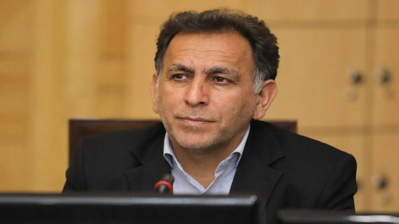 ویدیو  -   عضو کمیسیون انرژی مجلس: عقب نشینی حاکمیت، ضعف نیست!