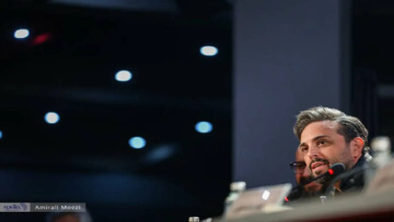 تصاویر  -  از بغض و ناراحتی تا ماجرای کاهش وزن آقای بازیگر؛ فتوکال و جلسه خبری فیلم سینمایی (پل) در جشنواره فجر