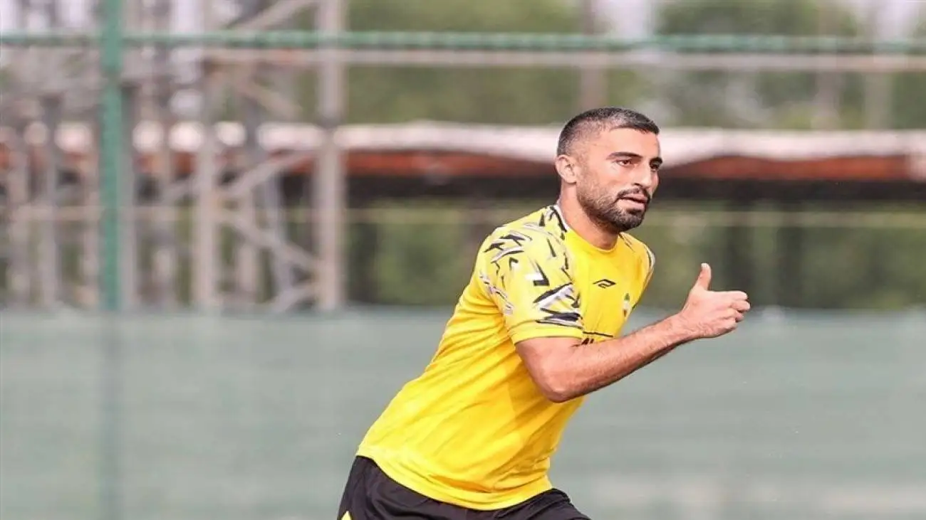 مهاجم سپاهان می تواند بدون معاوضه به استقلال برود