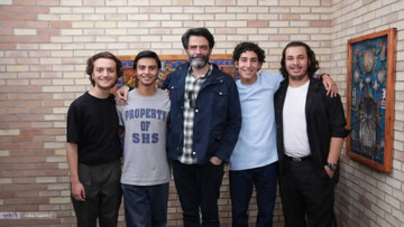 این که باید از (شهید) هم دفاع کرد، نشان از شکاف بزرگ اجتماعی است -  قراری بر تغییر پایان فیلم نبود -  معرفی چهار بازیگر به سینمای نوجوان با (بچه مردم)