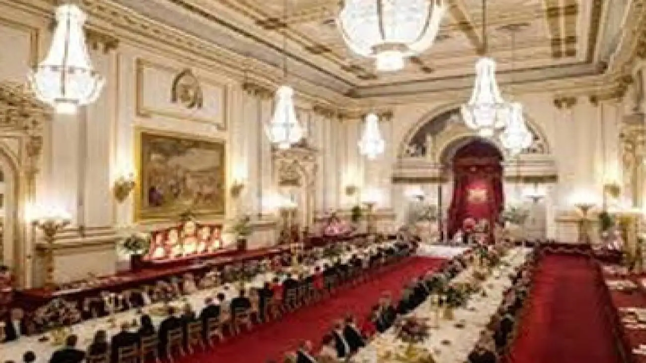 تصویر  -  میز شامی که پادشاه انگلیس برای ترامپ پهن کرد!